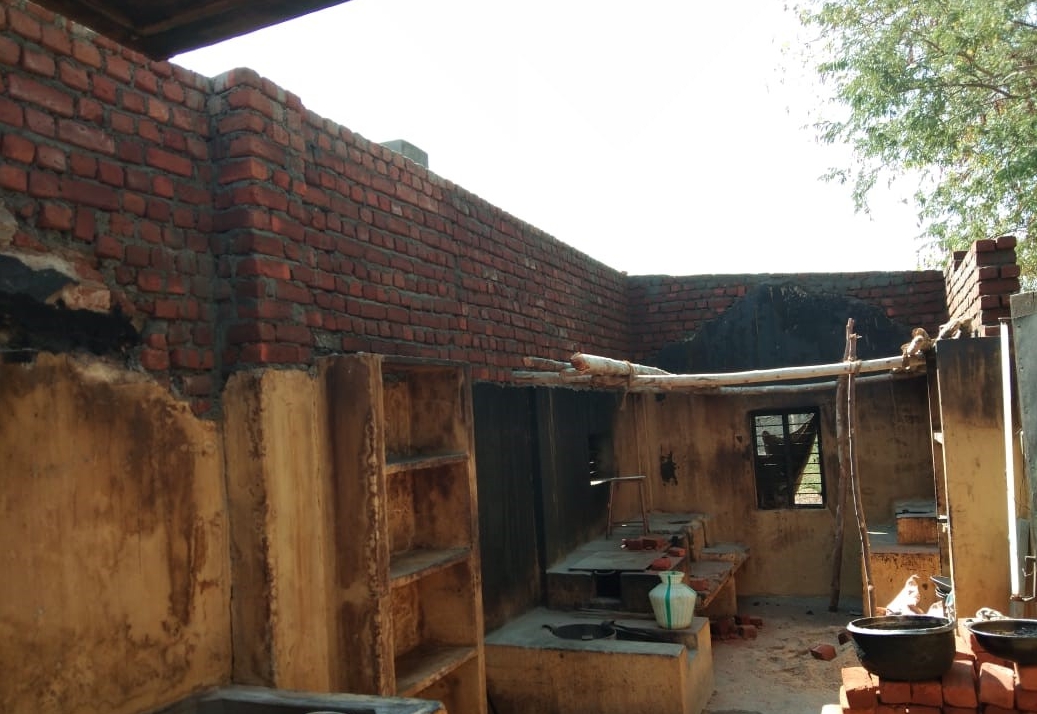 imagen del interior de la cocina tras el paso del ciclón gaja